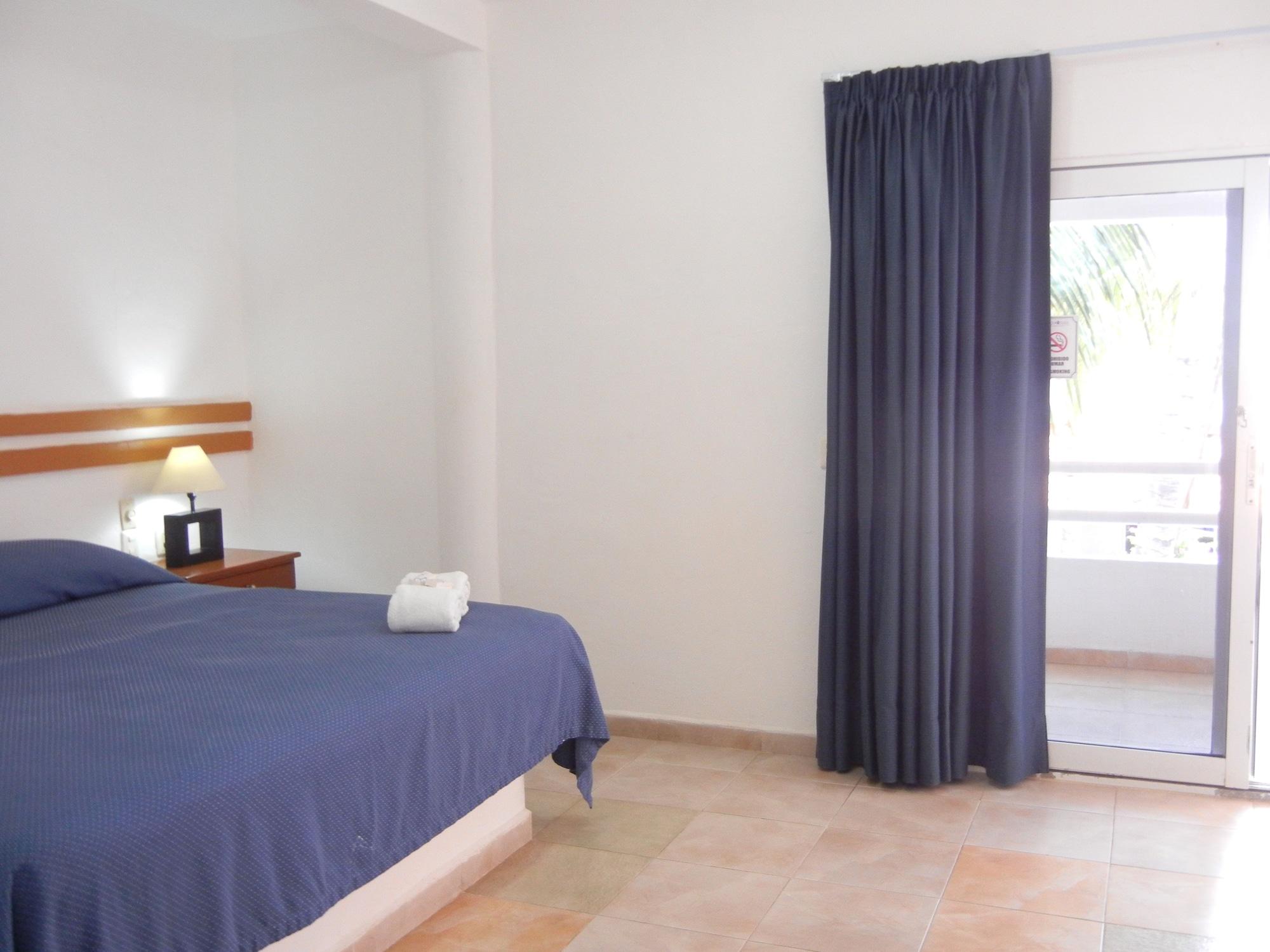 Hotel Plaza Almendros, Isla Mujeres Extérieur photo