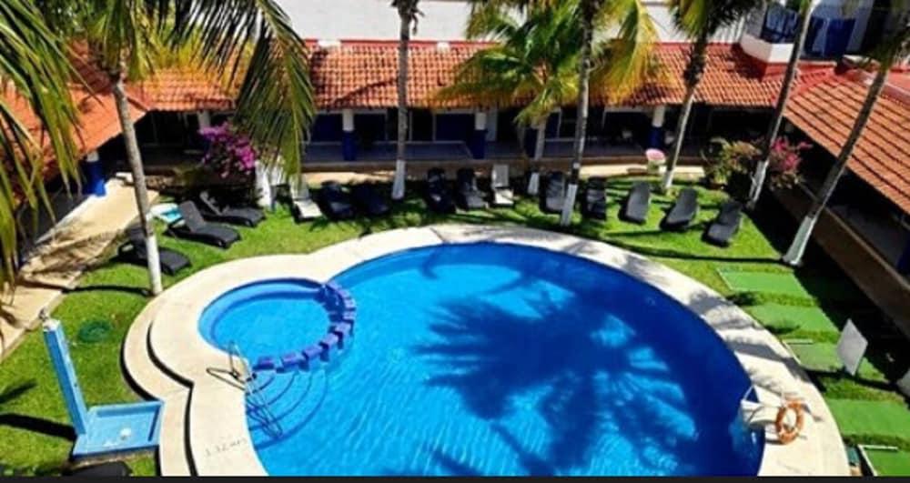 Hotel Plaza Almendros, Isla Mujeres Extérieur photo