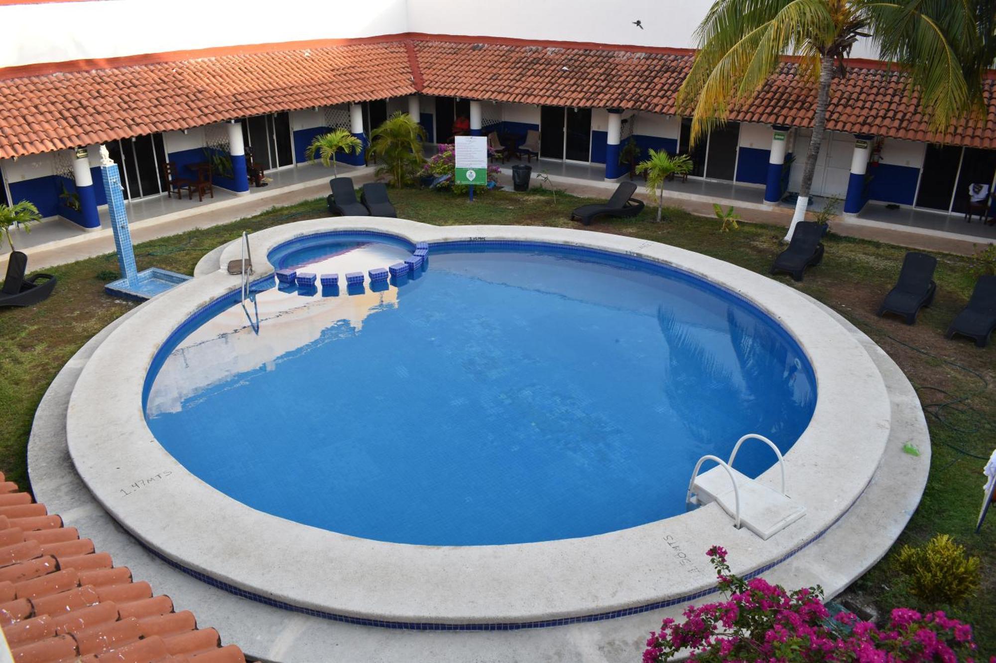 Hotel Plaza Almendros, Isla Mujeres Extérieur photo