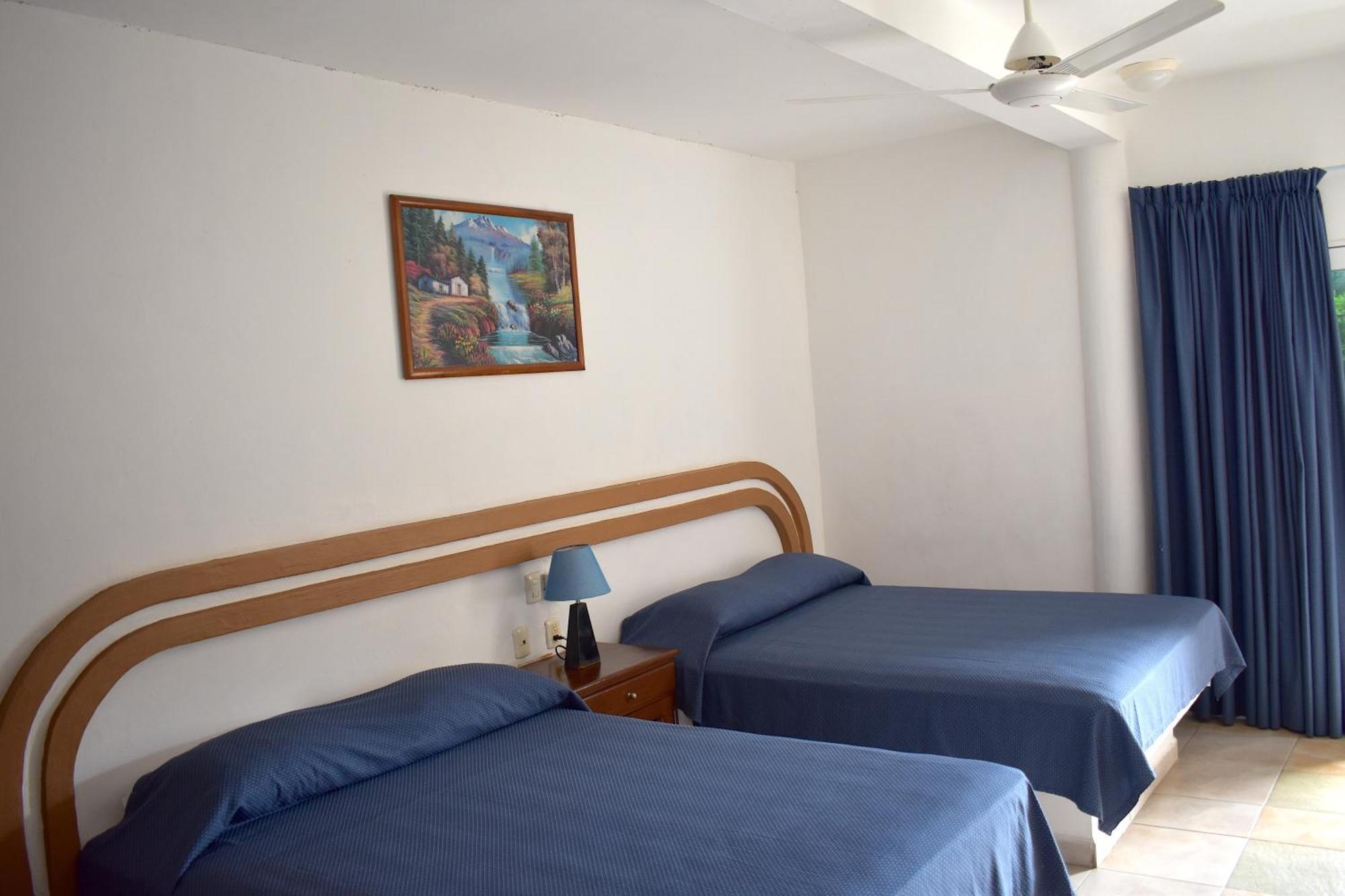 Hotel Plaza Almendros, Isla Mujeres Extérieur photo