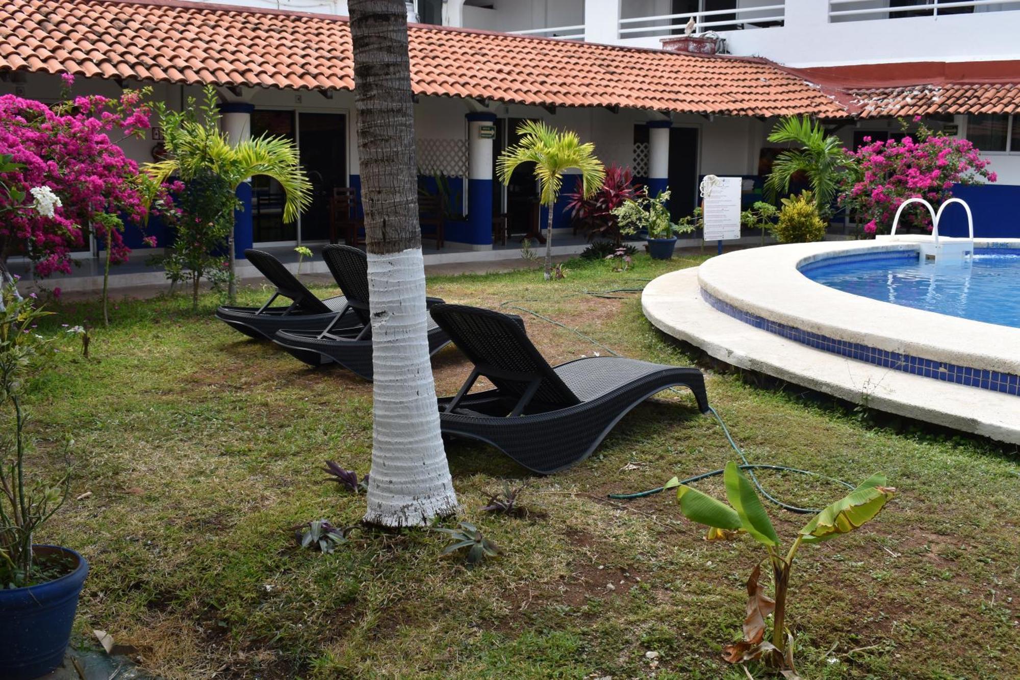 Hotel Plaza Almendros, Isla Mujeres Extérieur photo