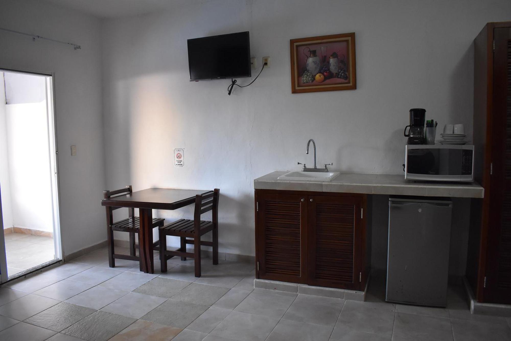 Hotel Plaza Almendros, Isla Mujeres Extérieur photo
